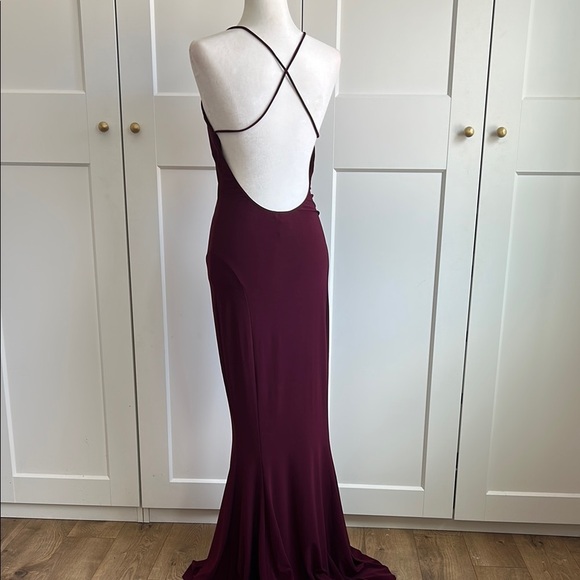 Norma Kamali Burgundy Mermaid Fishtail Gown - Picture 4 of 6